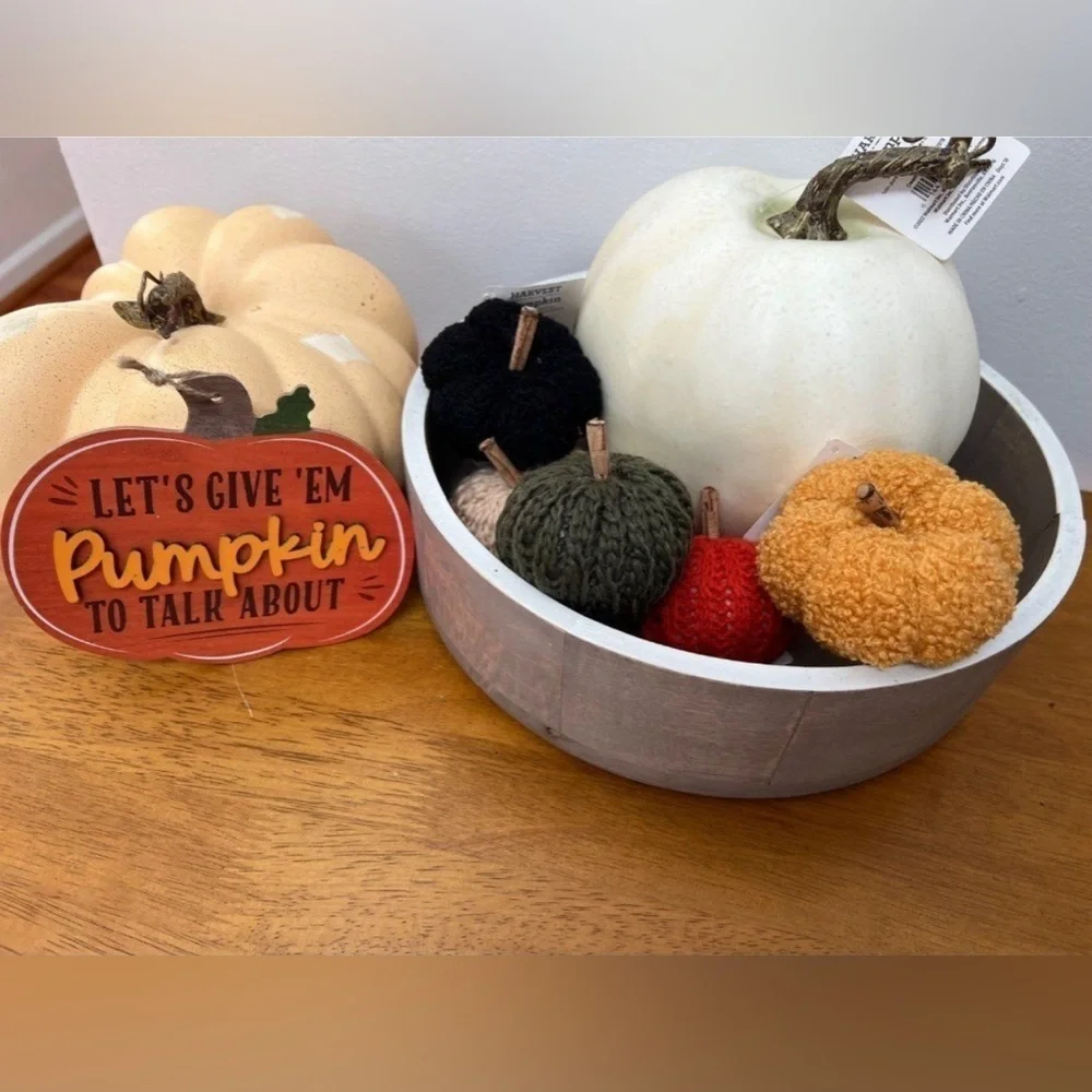 5 New Handmade knitted mini Pumpkins & Wooden Sign, Fall Decor, Tiered Tray